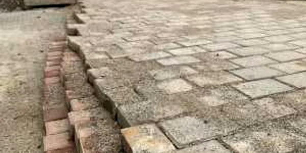 pavele vatra dornei trotuar 