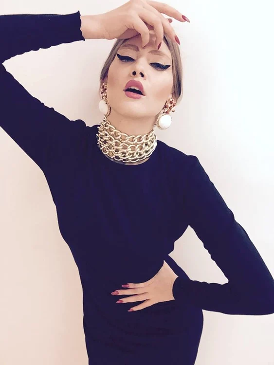 Iulia Albu jpeg
