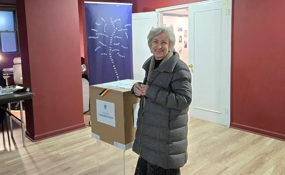 Peste 123.000 de români din diaspora s-au prezentat până acum la urne. FOTO MAE