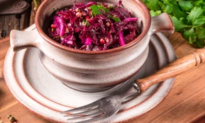 56200686   spicy red cabbage sauerkraut jpeg