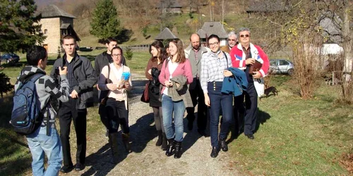Studentii de la arhitectura au venit sa discute pe tema SOS arhitectura rurala