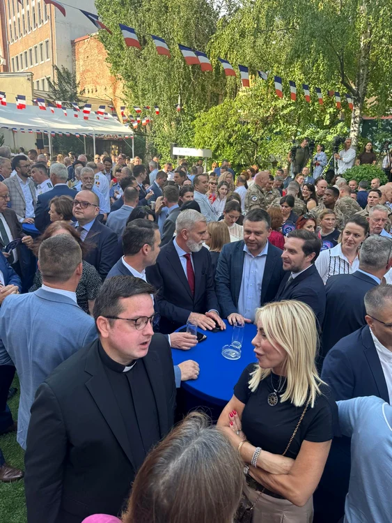 Robert Negoiță, Ciprian Ciucu și Stelian Bujduveanu. FOTO: Adevărul