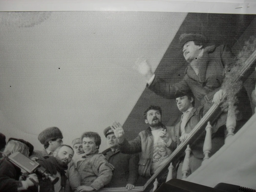 Imagine din timpul Revoluţiei de la Slobozia