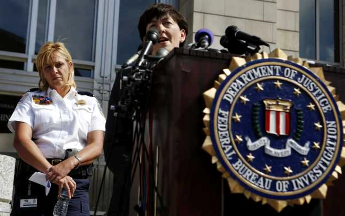 Cel puţin 50 de agenţi locali şi federali ai FBI au fost mobilizaţi, până în prezent, pentru a se ocupa de problemele legate de razele laser îndreptate spre avioane. FOTO: Reuters