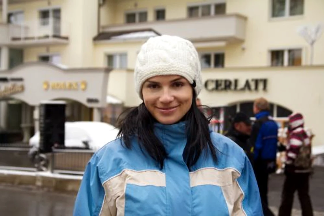 
    Ellie White a schiat în Austria  