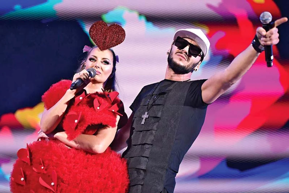 A făcut show cu Nick, fostul ei coleg din trupa N&amp;D