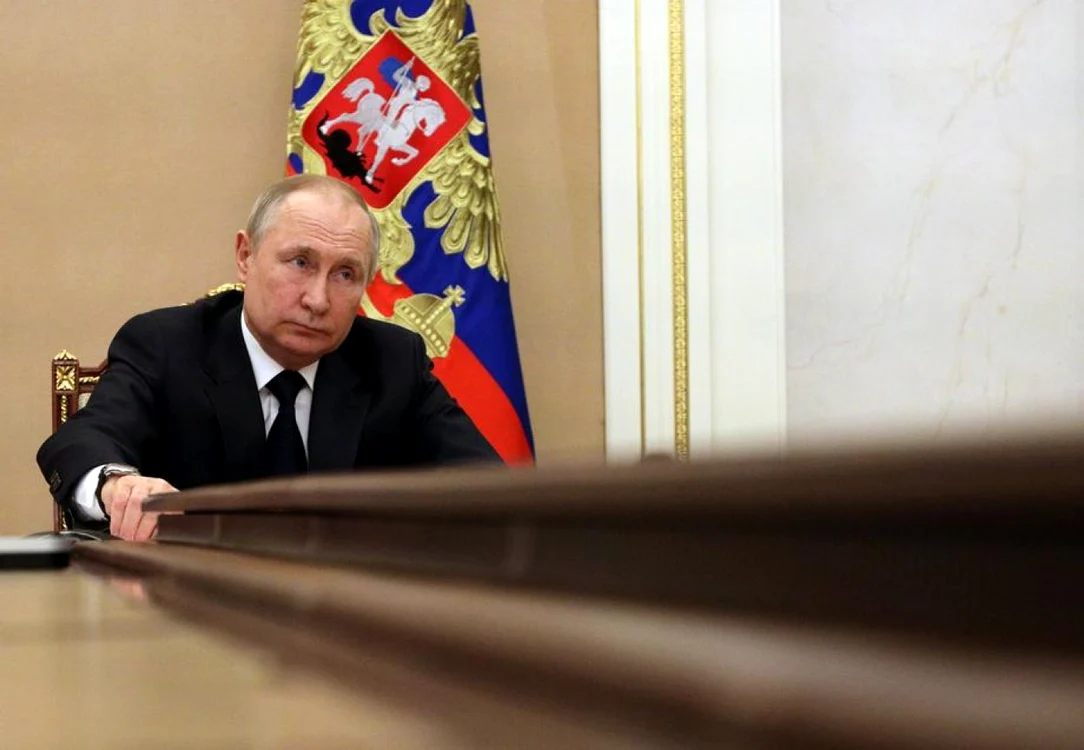 Vladimir Putin a comis o serie de greşeli care îl costă în final pierderea războiului.  FOTO EPA-EFE