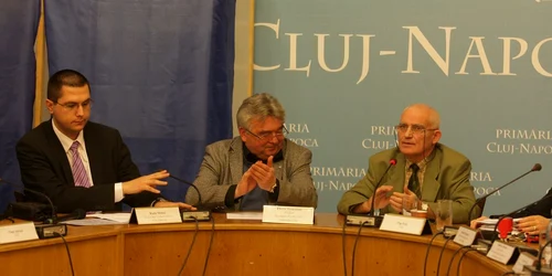 Radu Moisin (stânga) este primarul interimar al Clujului