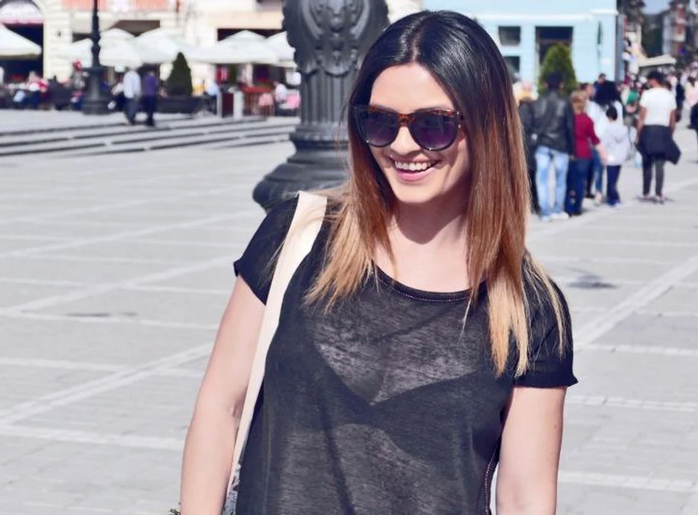 Ellie White a renunţat la brunet