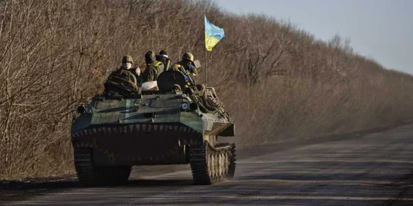 Soldaţii ucrainieni se retrag din Debalţevo Ucraina FOTO AP