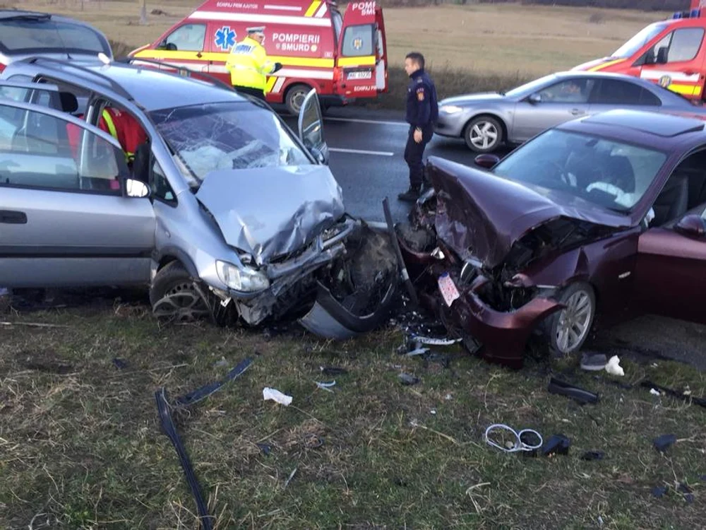 Două accidente grave au avut loc în Sibiu, duminică dimineațaFoto: news.ro