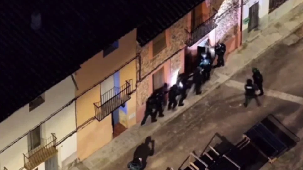 Șapte români reținuți în Spania pentru zeci de spargeri. Prejudiciul se apropie de 400.000 de euro