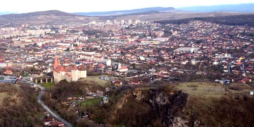 Dealul Sanpetru Foto Daniel Guță  ADEVĂRUL (2) JPG