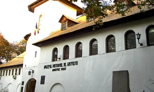 Expoziția "Lada cu zestre  Nunta în tradiția și cultura din Nordul Rusiei", la Muzeul Satului jpeg