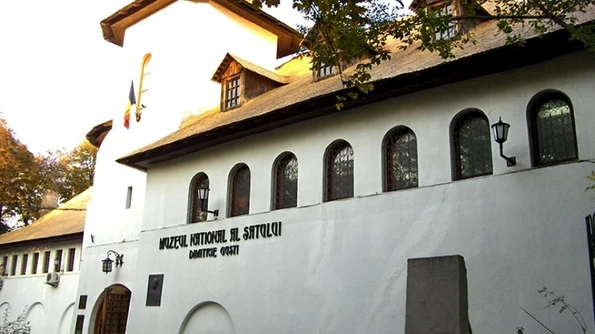 Expoziția "Lada cu zestre Nunta în tradiția și cultura din Nordul Rusiei", la Muzeul Satului jpeg