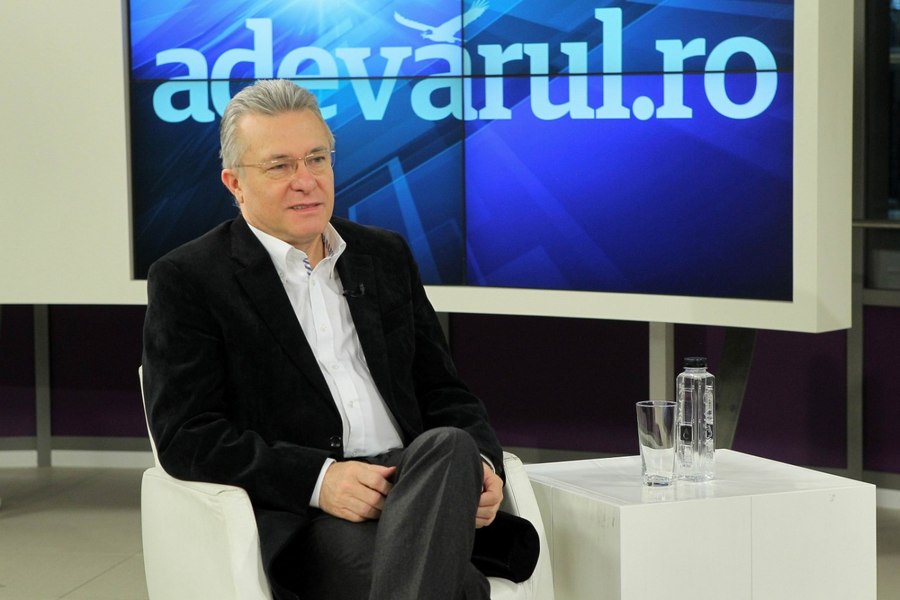 Cristian Diaconescu, candidat la președinția României, la Adevărul Live: Către cine ar direcționa electoratul dacă nu intră în turul II