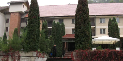 Hotelul redeschis în Neguleşti are 50 de locuri pentru turişti
