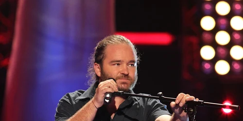 florian mandru foto pro tv vocea romaniei