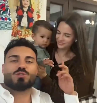 Jador, Oana Ciocan și fiul lor, împreună în Maramureș, la filmările pentru un reality-show foto: Facebook 