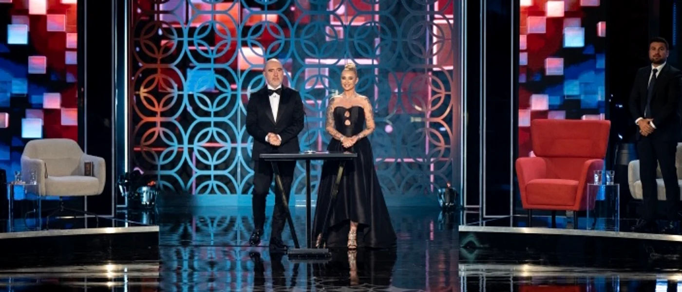 Anamaria Prodan, alături de Răzvan Exarhu la Pro TV foto: Pro TV 