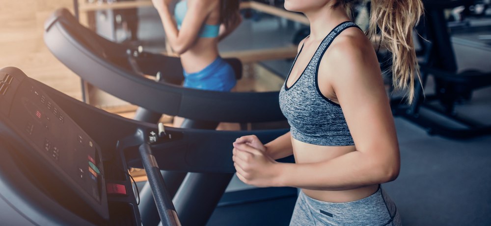  „Mătușile” răutăcioase au interzis într-o sală de sport. Proprietar: Își spălau rufele în vestiar, furau obiecte, inclusiv prosoape și uscătoare 
