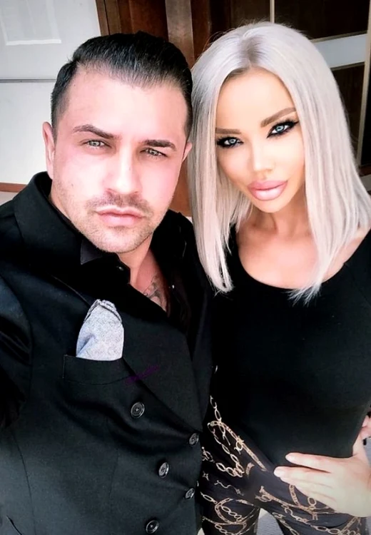 
    Bianca Drăgușanu și Alex Bodi s-au căsătorit în 2019Foto: arhiva personală  