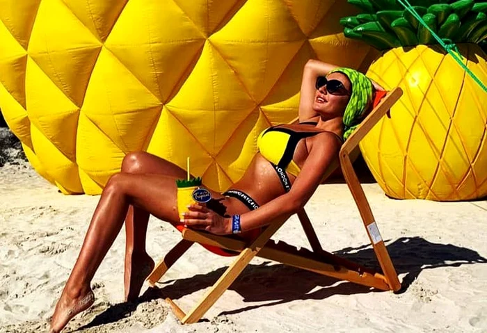 10 diana enache sexy dubai jpg jpeg