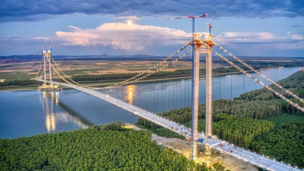 Data certă când va fi dat în folosință podul peste Dunăre. Pe Golden Gate-ul României se va putea circula doar ziua