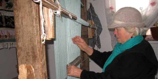 Maria Drumen ţese de la vârsta de 13 ani 