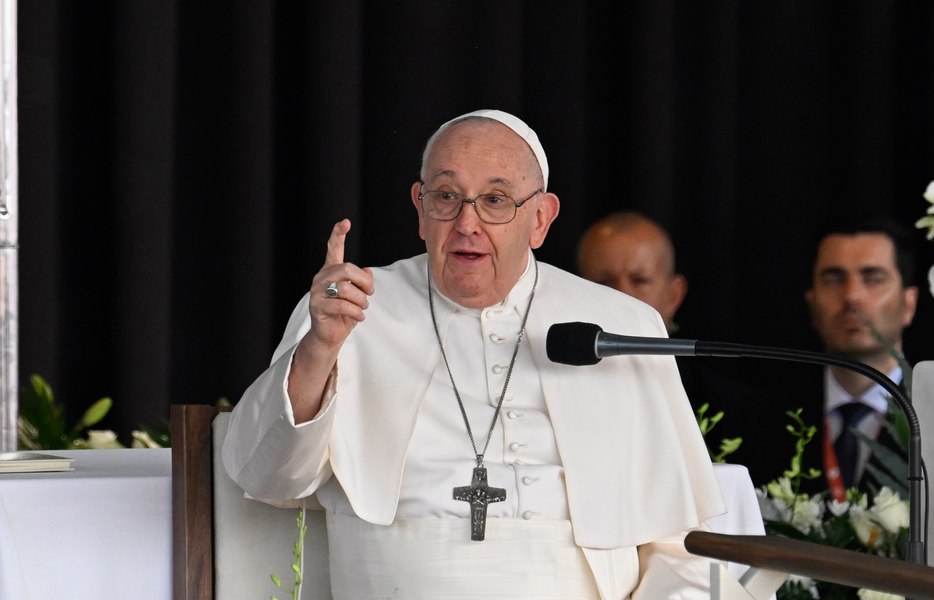 Simbolul puternic al numelui Francisc, ales de Jorge Mario Bergoglio înainte de a deveni Suveran Pontif