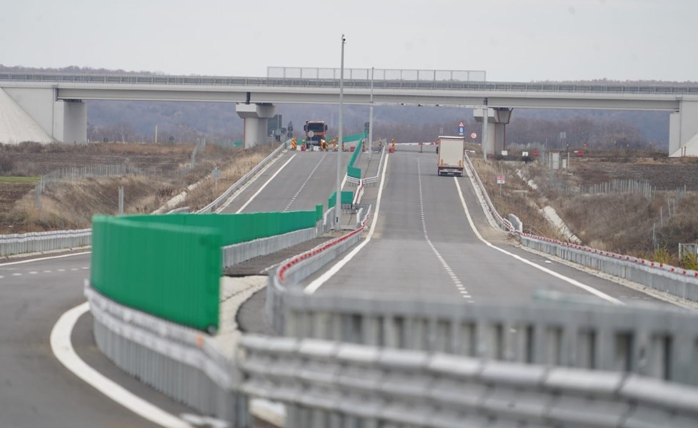 Drumurile expres promise de un deceniu în România. Câți kilometri vor fi deschiși circulației în 2025
