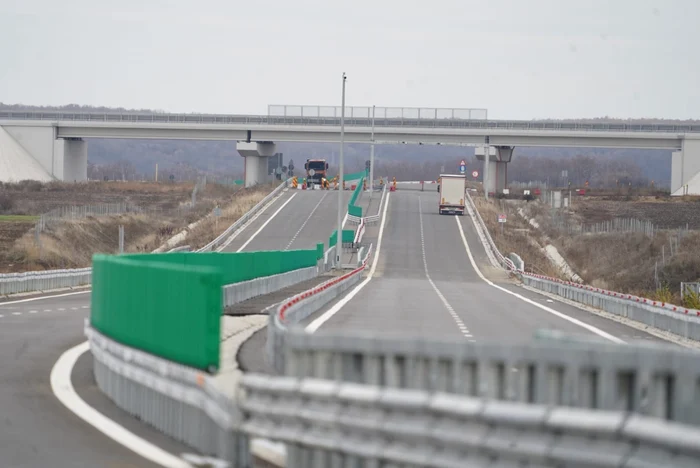 De vineri, 29 noiembrie 2024, se va circula pe 109 km din cei 121 km ai DEx 12 FOTO: FB/CNAIR