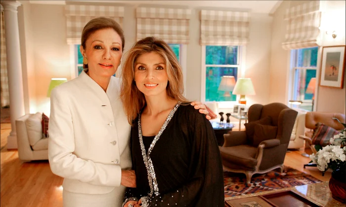 Prințesa Yasmine și Împărăteasa Farah a Iranului profimedia 0109415798 jpg