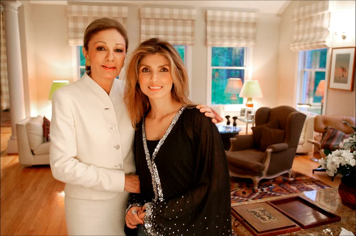 Yasmine alături de soacra sa, Împărăteasa Farah a Iranului/foto Profimedia