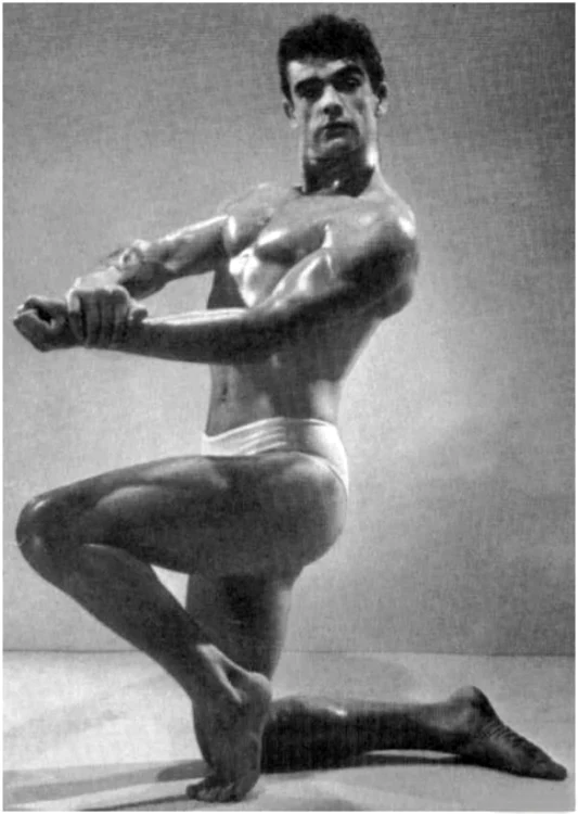 Sean Connery, la un concurs de body building, 1953