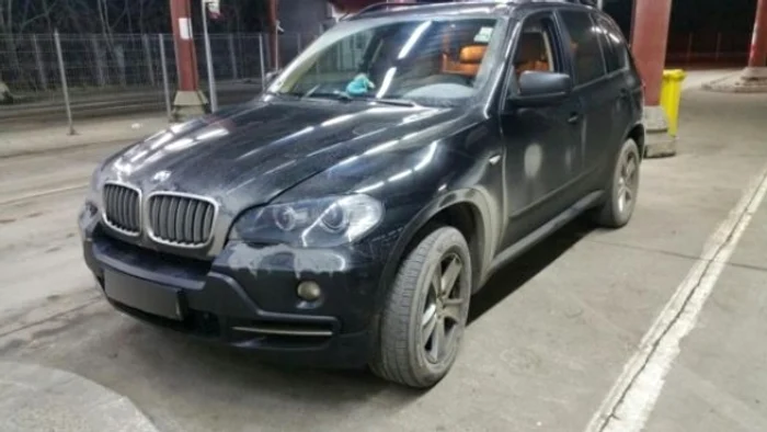 BMW X5, o maşină în valoare de câteva zeci de mii de euroFoto: Inspectoratul Judeţean al Poliţiei de Frontieră Galaţi