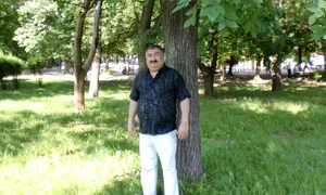"Să fii universal   "   interviu cu lăutarul Gigi Melody jpeg