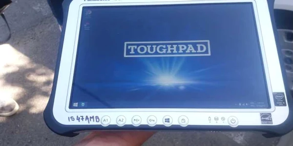 Tabletele de lux cu care au fost dotate ambulanţele din Iaşi FOTO
