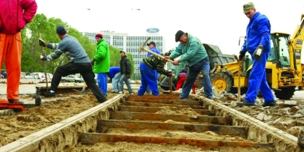 11 kilometri de cale simplă vor fi reabilitaţi complet cu fonduri europene. Foto: arhivă