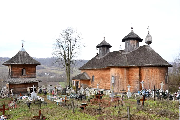 Biserica cu hramul „Adormirea Maicii Domnului“ de la Mărăşti FOTO travellerinromania.com