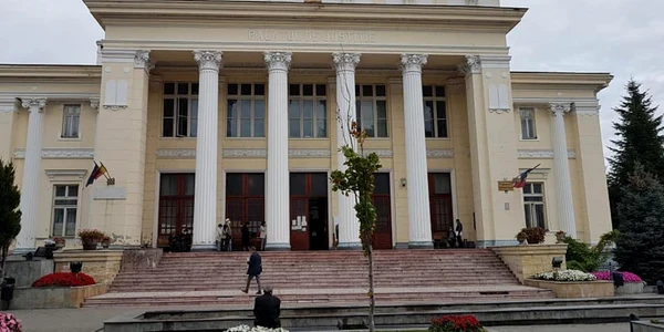 Tribunalul Vâlcea Foto CNIPT Vâlcea jpg