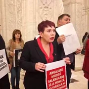 Protest Parlament sindicaliștii cer salarii mai mari FOTO Facebook