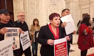Protest Parlament sindicaliștii cer salarii mai mari FOTO Facebook