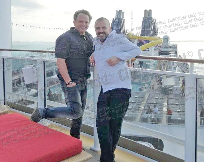 Fostul prezentator TVR îşi alintă iubitul “Miguelito”