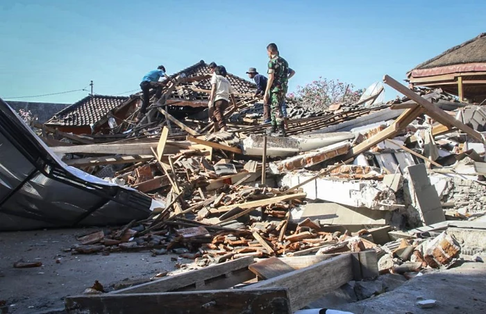 Indonezia a fost zguduită duminică de un puternic seism Foto: EPA/EFE