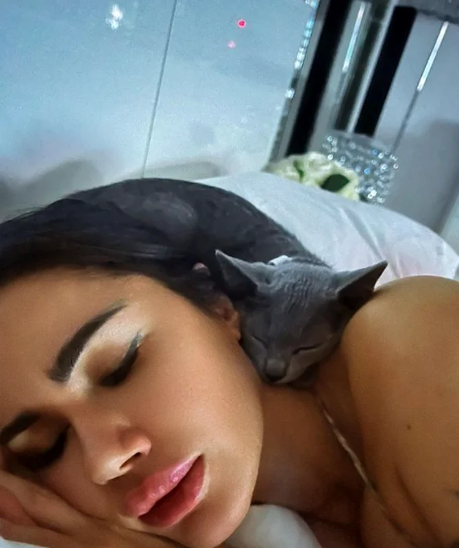 oana zavoranu1 png