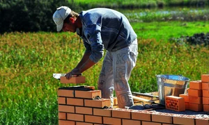 mason 2376322 1280 jpg