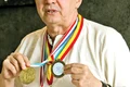 Octavian Ursulescu  ne a prezentat medaliile  jpeg