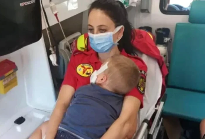 Băiețelul va fi supus mai multor intervenții chirurgicale