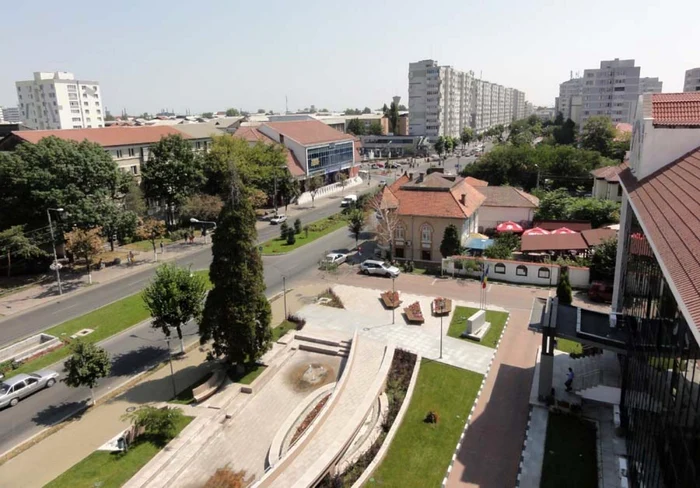 Imagine de ansamblu din municipiul Slatina... (FOTO: Mugurel Manea)